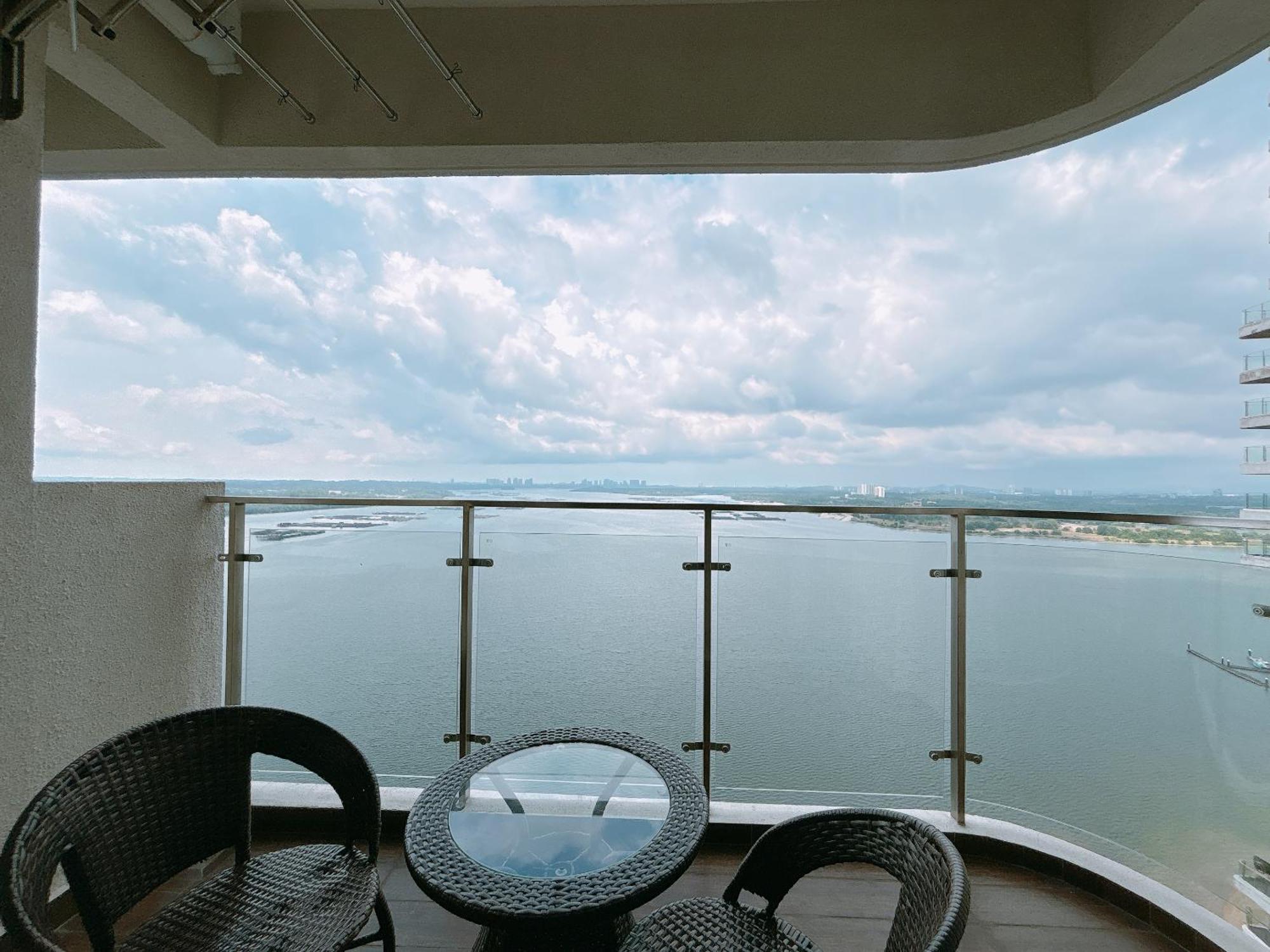 Scenic Country Garden Danga Bay By Lions Bay Leilighet Johor Bahru Rom bilde